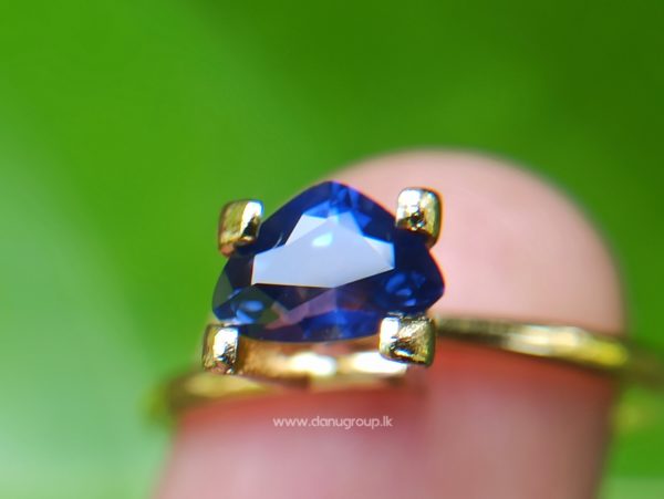 Ceylon Blue Sapphire Trilliant shape gem for your unique jewelry design - Danu Group Gemstones