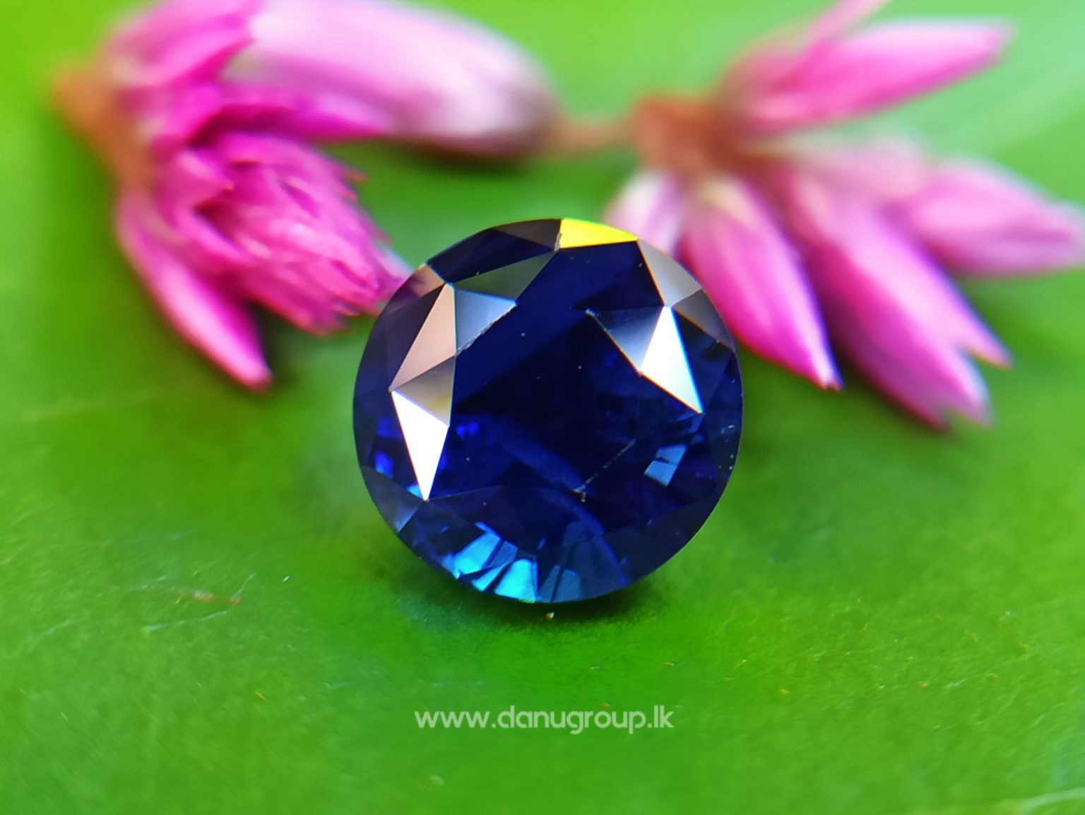 Ceylon blue sapphire Round Peacock blue precious stones from famous sapphire mining village rambuka Sri Lanka danu group Gemstones