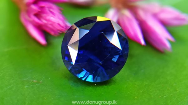 Ceylon blue sapphire Round Peacock blue precious stones from famous sapphire mining village rambuka Sri Lanka danu group Gemstones