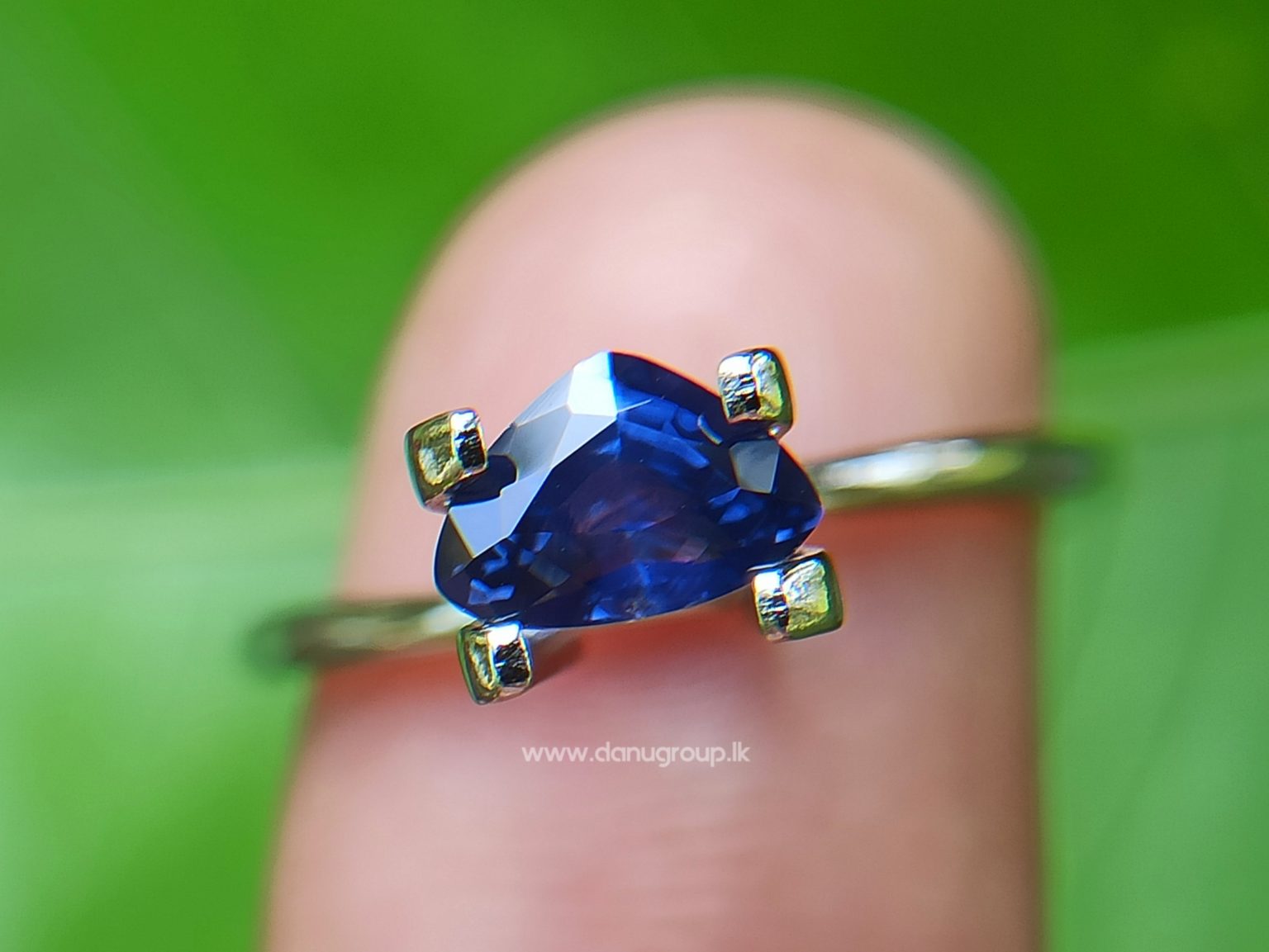 Ceylon Blue Sapphire Trilliant shape gem for your unique jewelry design - Danu Group Gemstones