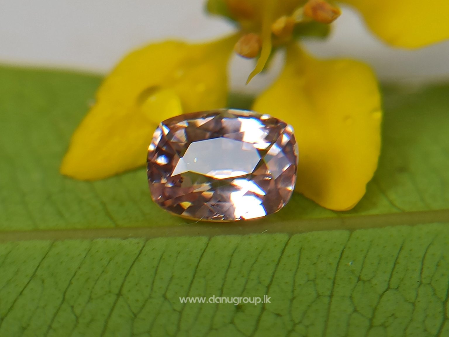 3_Pastel Orangy Pink Padparadscha Sapphire Danu Group Gemstones Collections