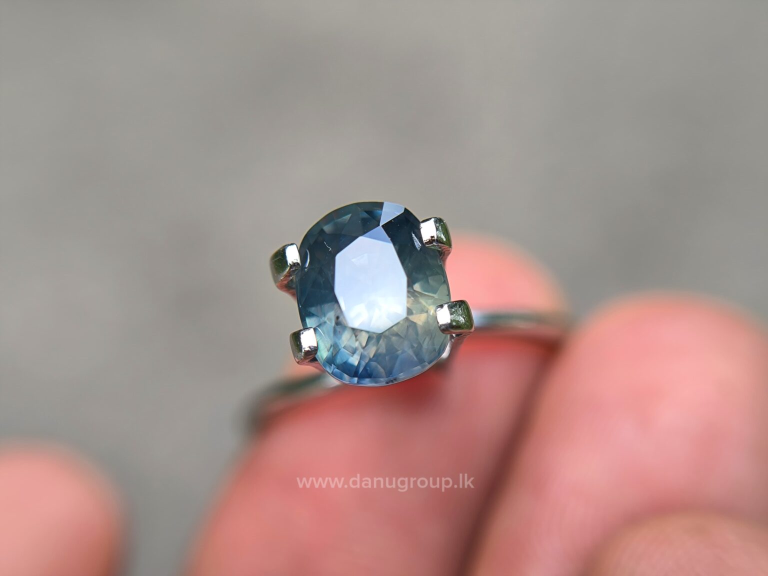 Yellowish Green Sapphire