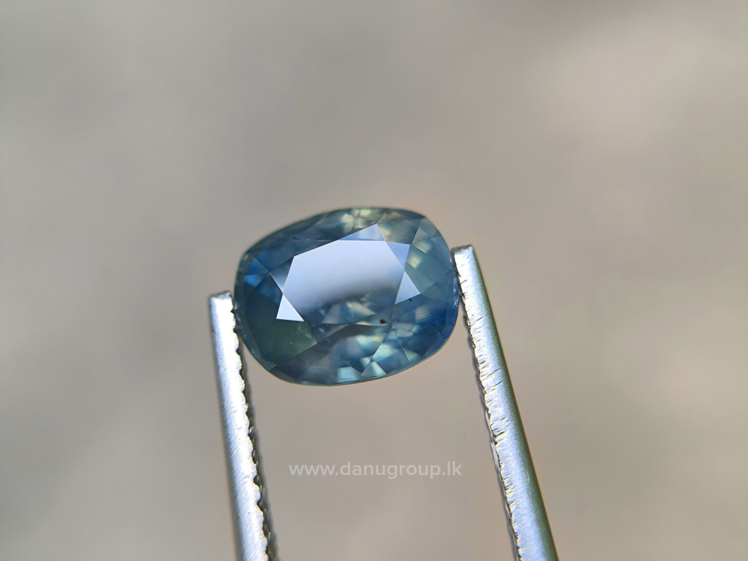 Yellowish Green Sapphire