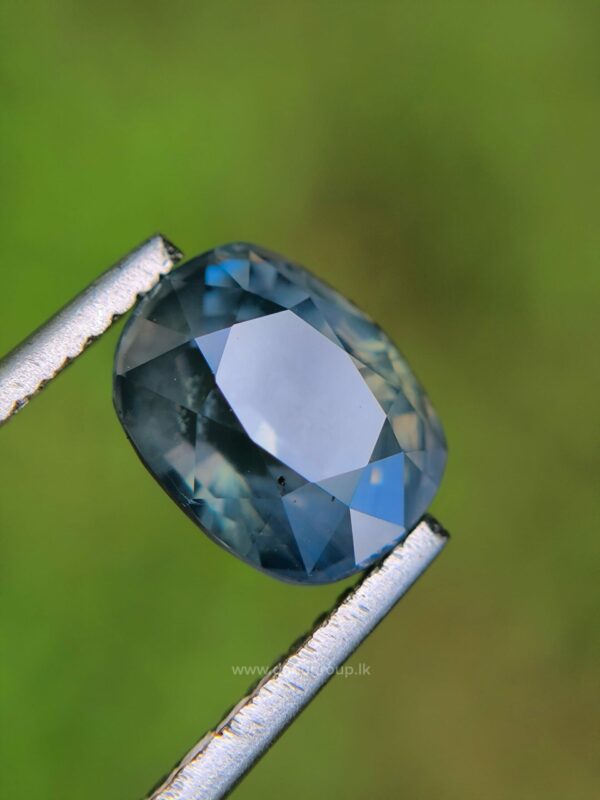 Yellowish Green Sapphire