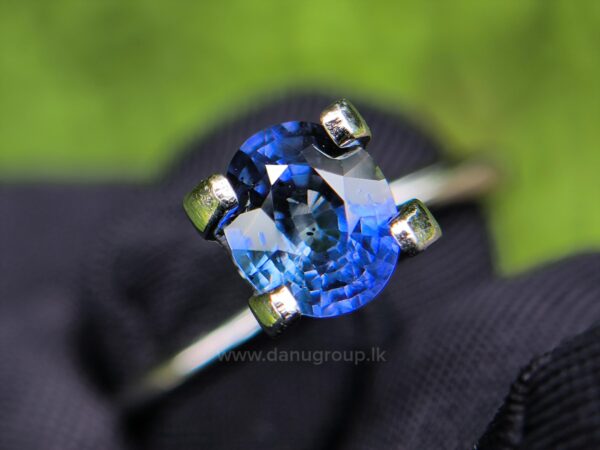 Ceylon Natural Cornflower Blue Sapphire