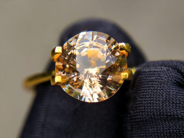 Ceylon Natural Peach Sapphire