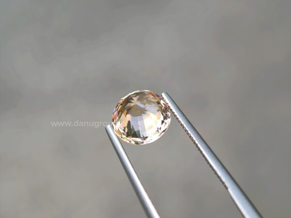 Ceylon Natural Peach Sapphire