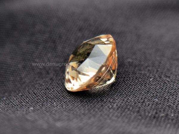 Ceylon Natural Peach Sapphire