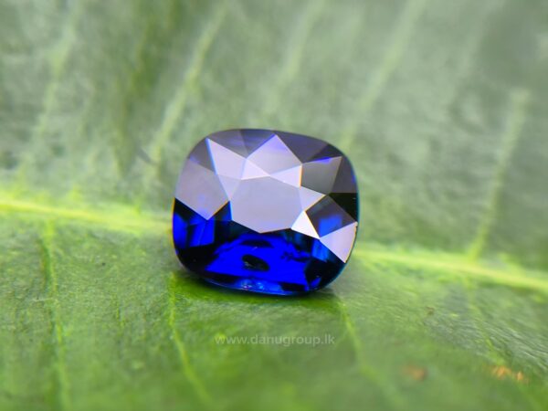 Ceylon Vivid Royal Blue Sapphire