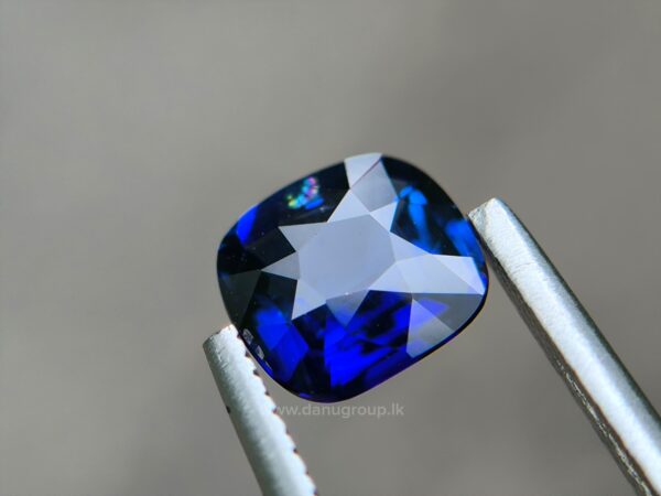 Ceylon Vivid Royal Blue Sapphire