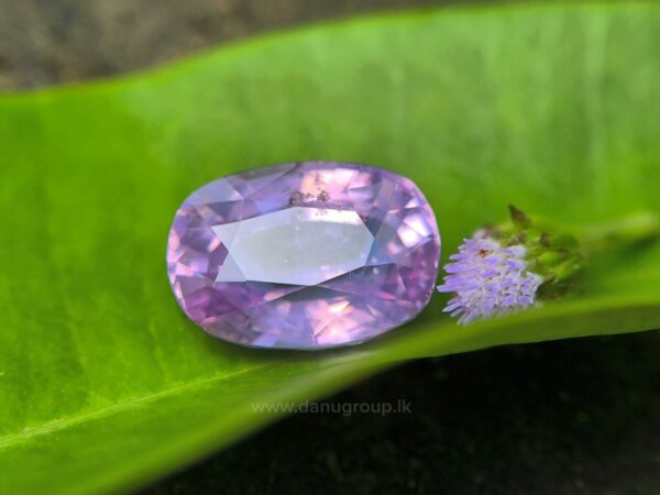 CEYLON NATURAL PURPLISH PINK SAPPHIRE