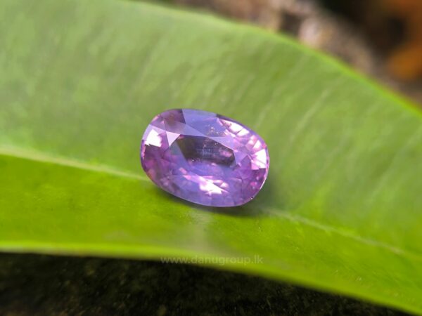 CEYLON NATURAL PURPLISH PINK SAPPHIRE
