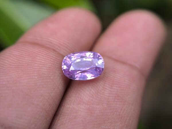 CEYLON NATURAL PURPLISH PINK SAPPHIRE