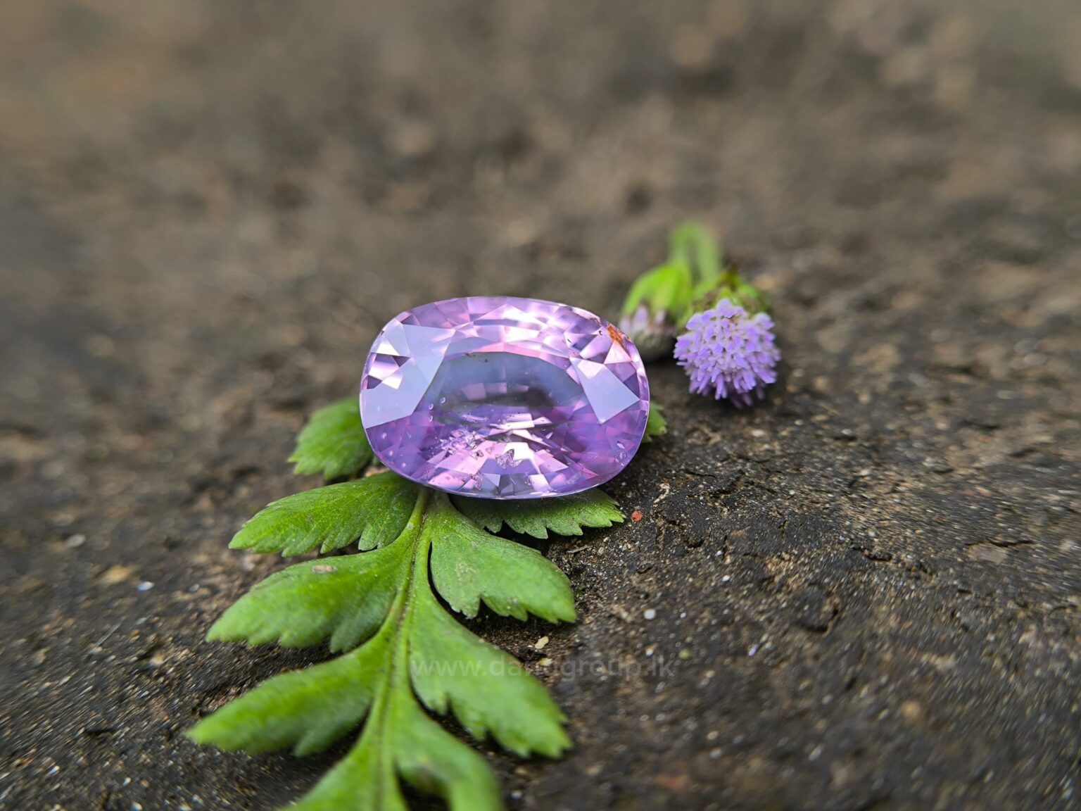 CEYLON NATURAL PURPLISH PINK SAPPHIRE