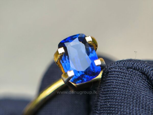 Ceylon Blue Sapphire