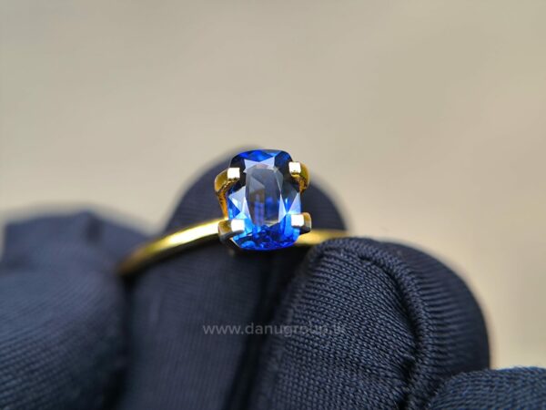 Ceylon Blue Sapphire