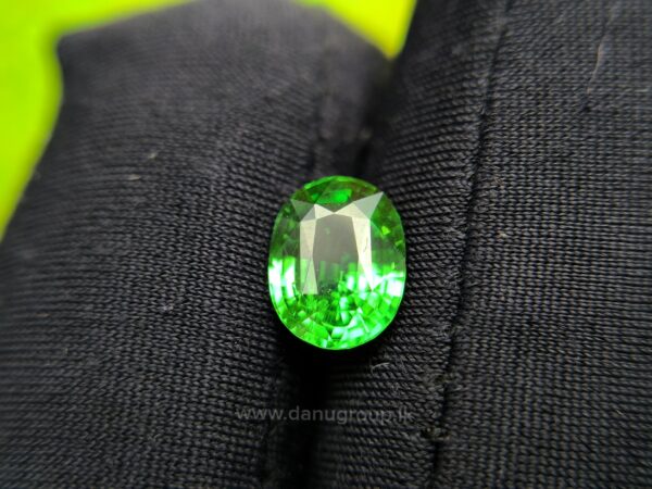 Natural Tsavorite Garnet