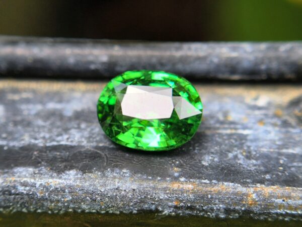 Natural Tsavorite Garnet