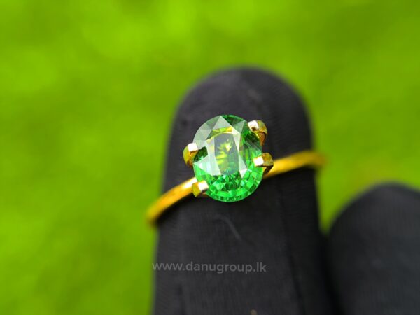 Natural Tsavorite Garnet