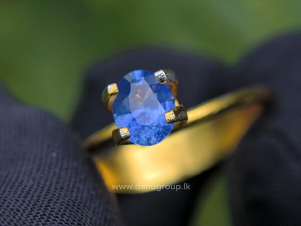 Ceylon Blue Sapphire - Image 3