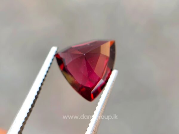 CEYLON NATURAL RED SPINEL