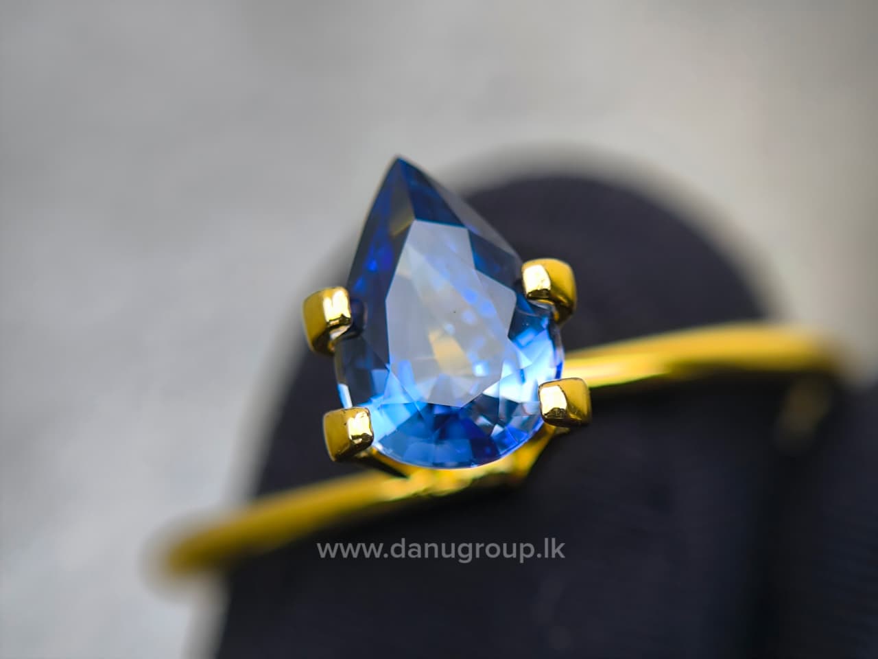 Ceylon Blue Sapphire Pear - Image 6