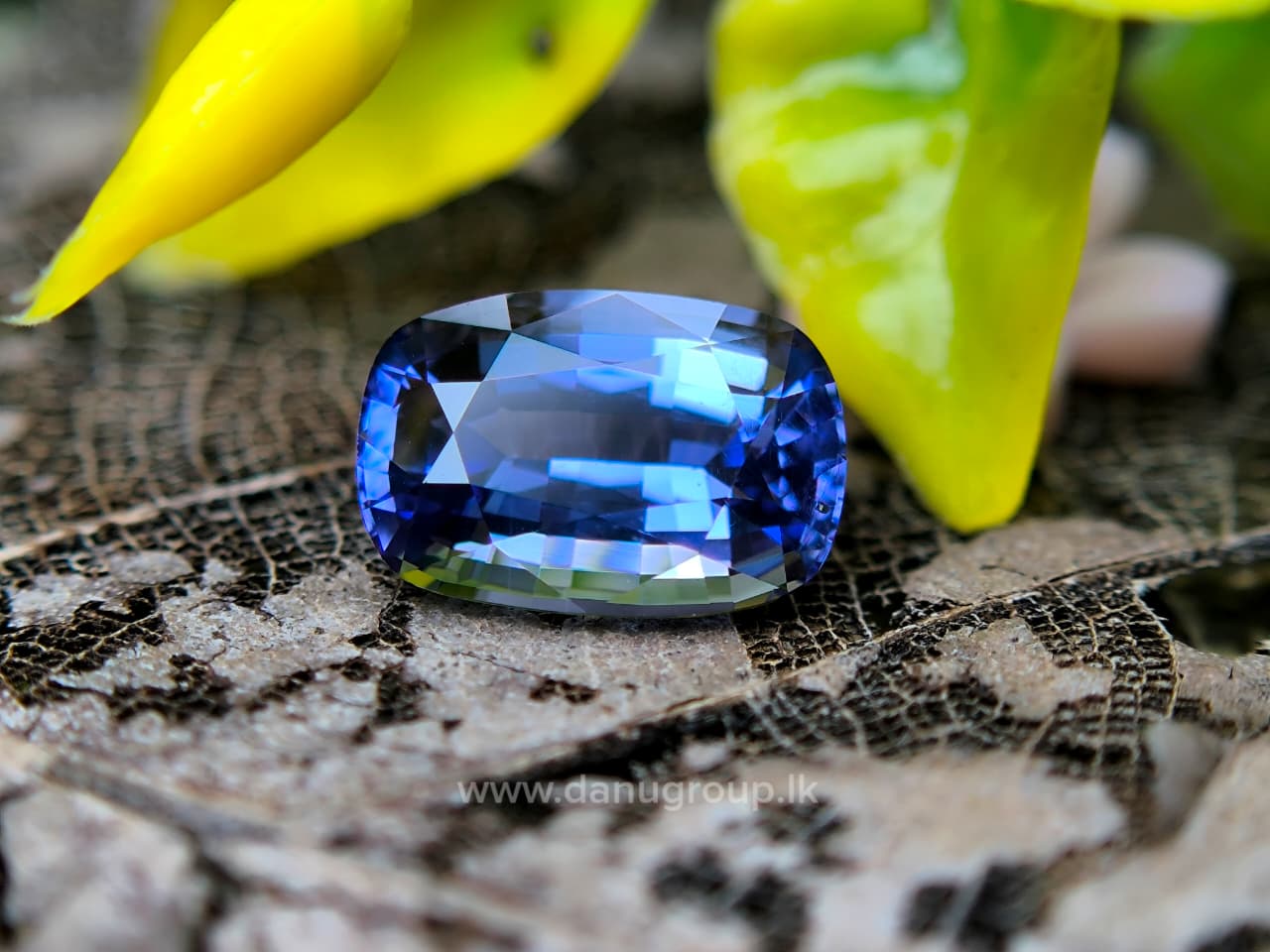 Ceylon Natural Blue Sapphire - Image 2