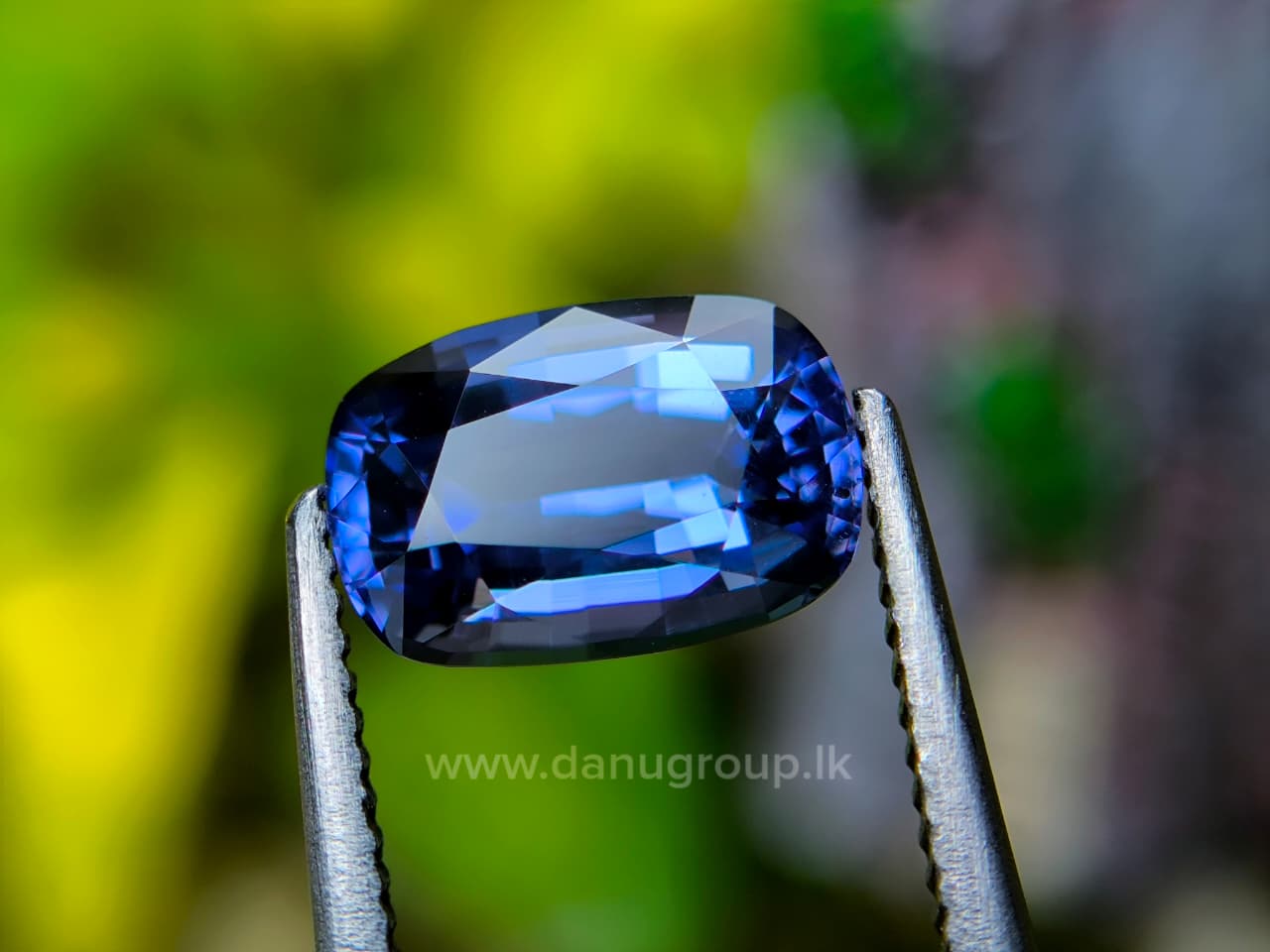 Ceylon Natural Blue Sapphire - Image 4