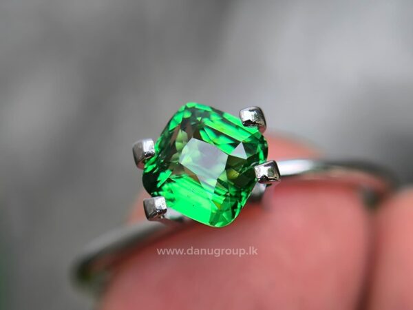 Natural Tsavorite Garnet - Image 2
