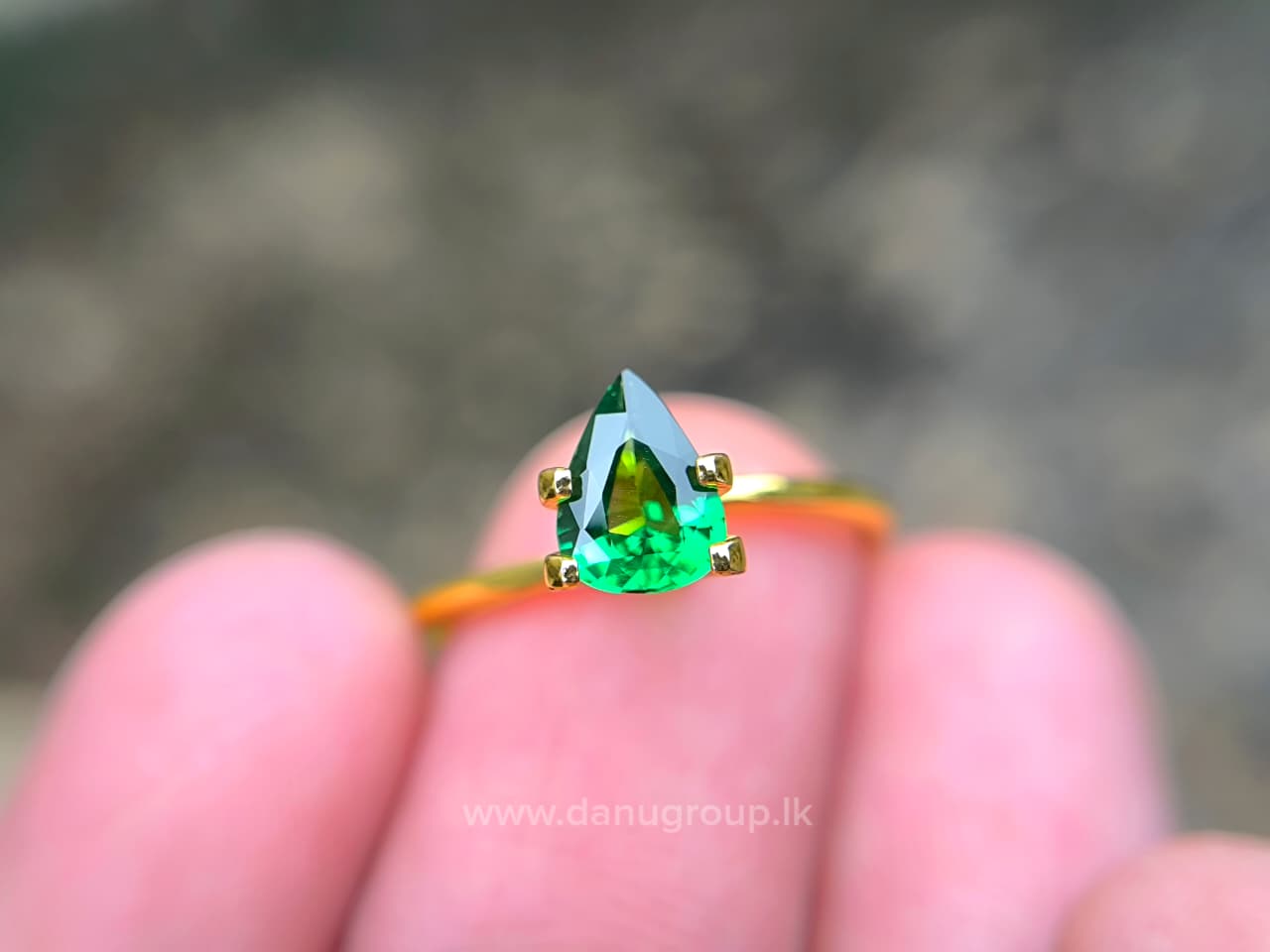 Natural Tsavorite Garnet - Image 11