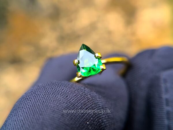 Natural Tsavorite Garnet