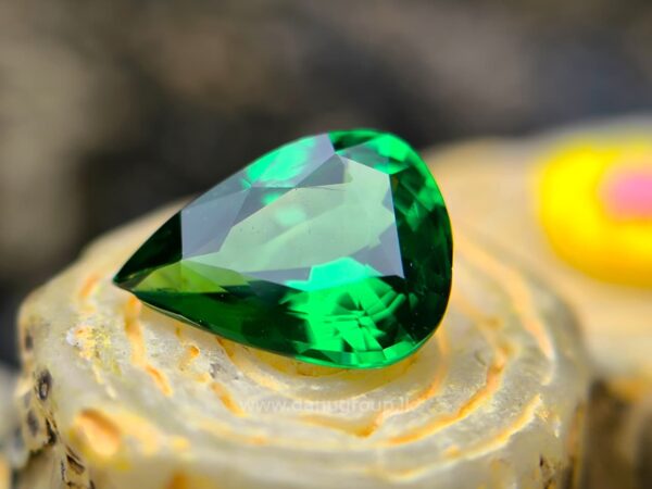 Natural Tsavorite Garnet