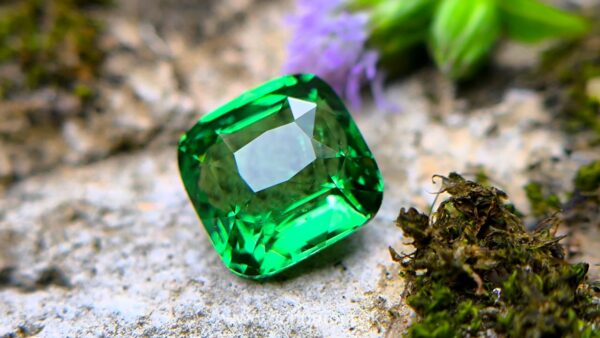 Natural Tsavorite Garnet