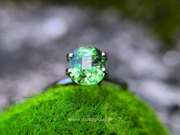 Natural Tsavorite Garnet