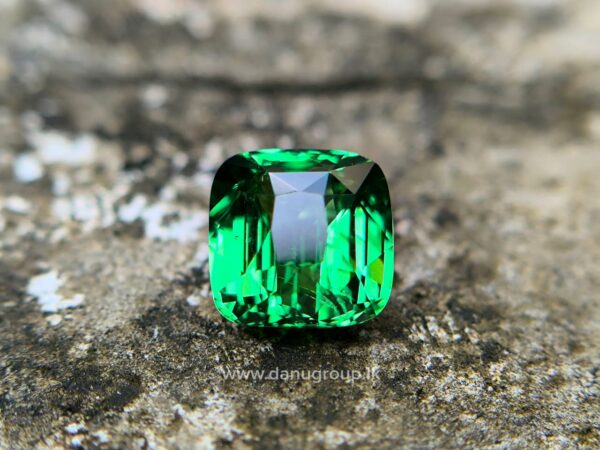 Natural Tsavorite Garnet - Image 22
