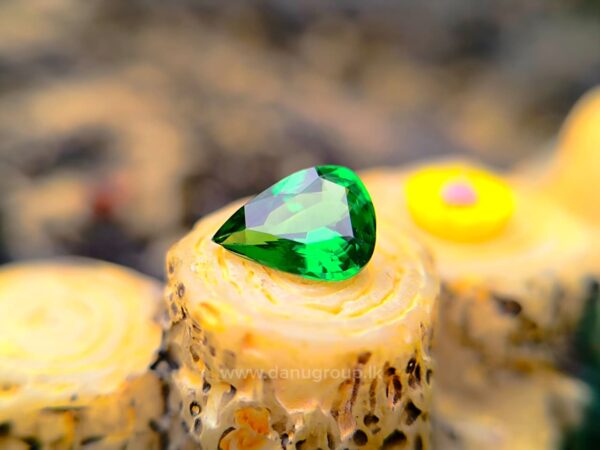 Natural Tsavorite Garnet