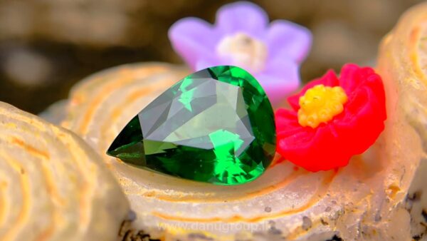 Natural Tsavorite Garnet