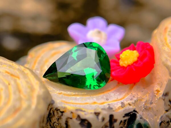 Natural Tsavorite Garnet