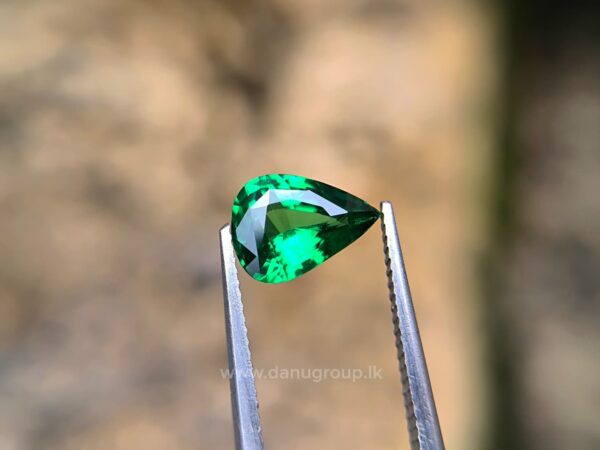 Natural Tsavorite Garnet