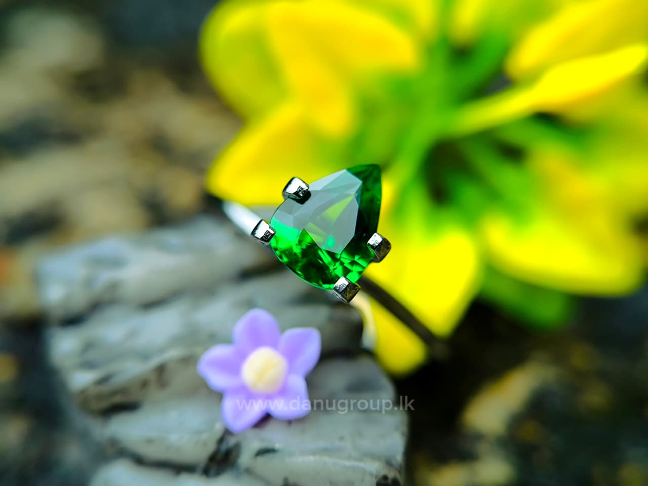 Natural Tsavorite Garnet - Image 5