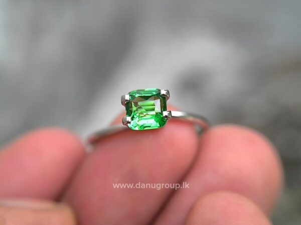 Natural Tsavorite Garnet - Image 6