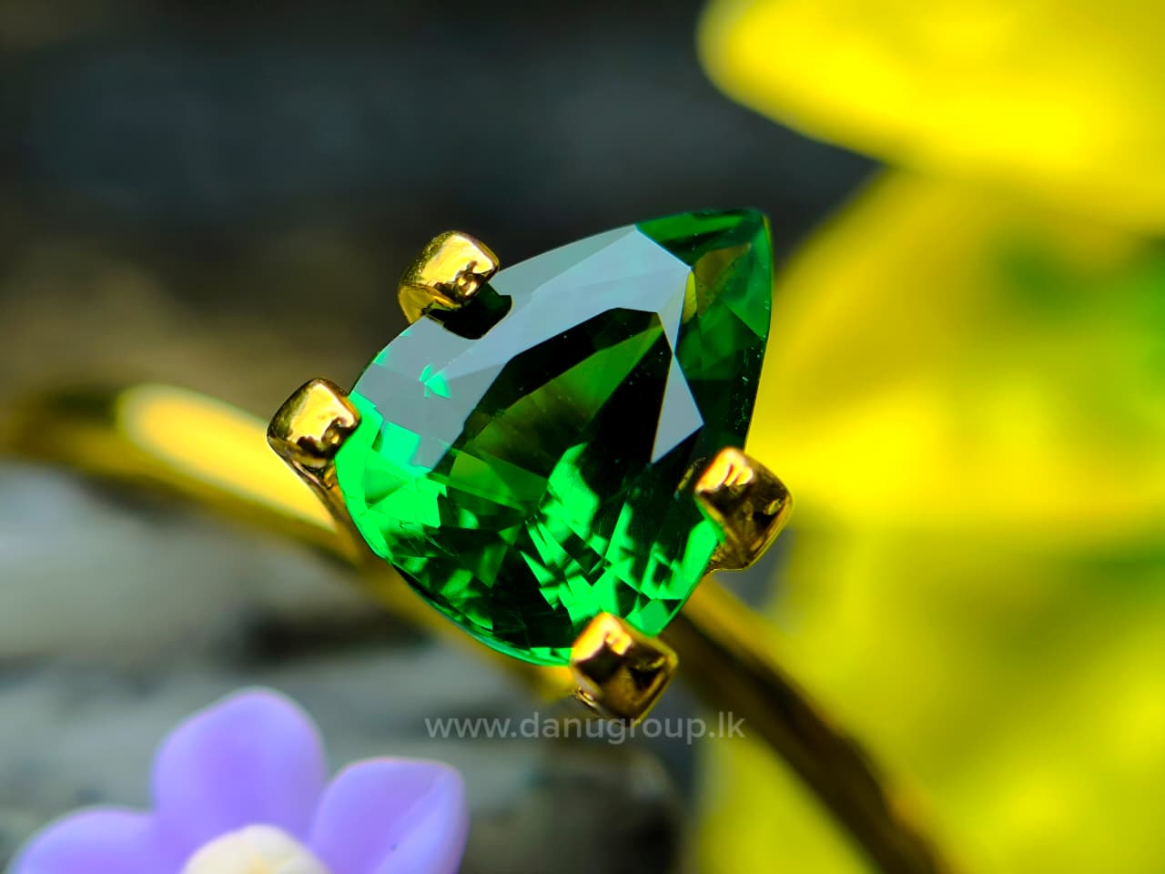Natural Tsavorite Garnet - Image 8