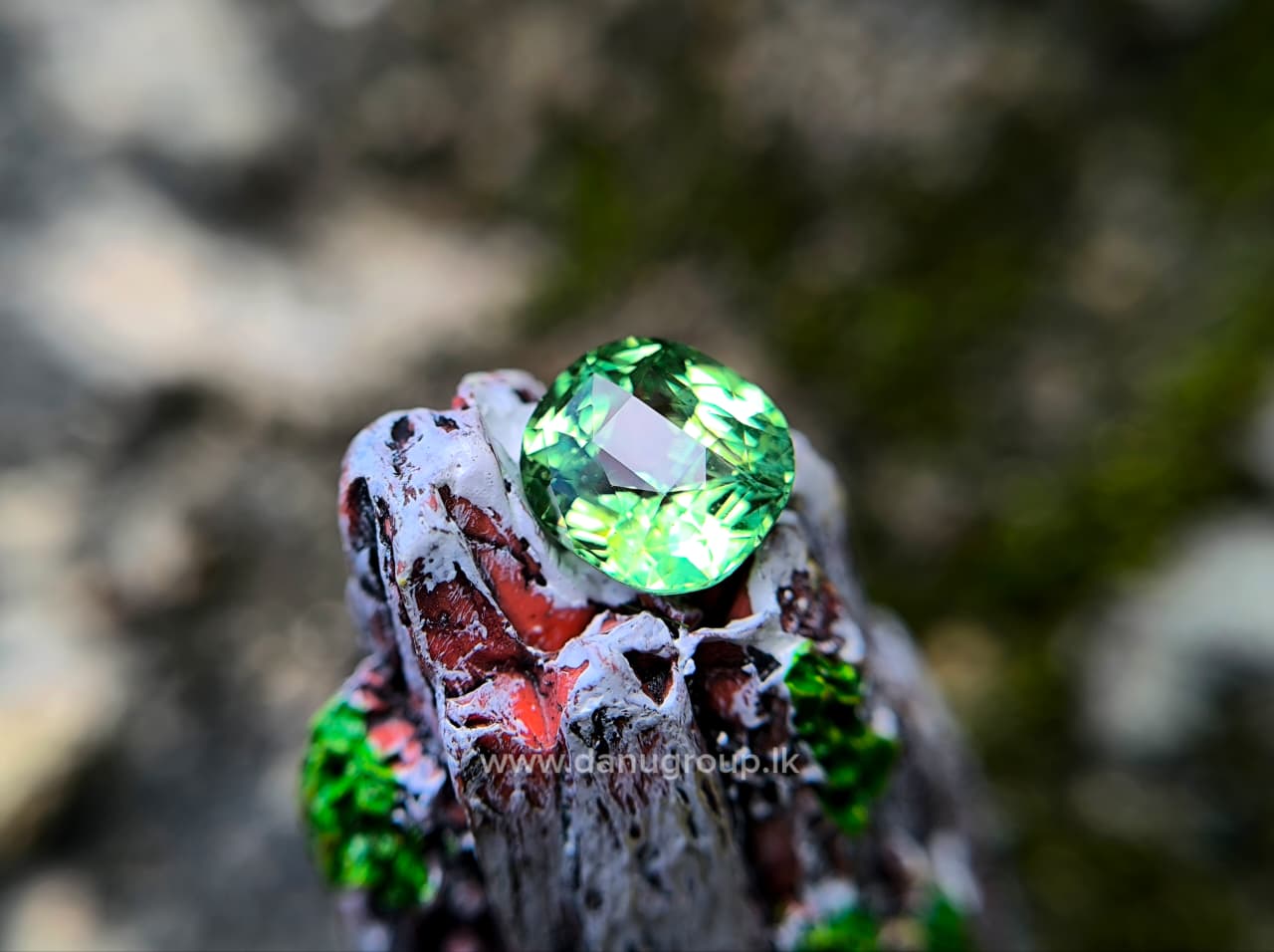 Natural Tsavorite Garnet - Image 8