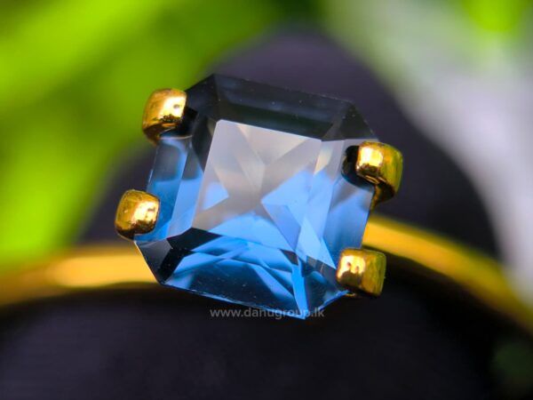 CEYLON NATURAL BLUE SPINEL