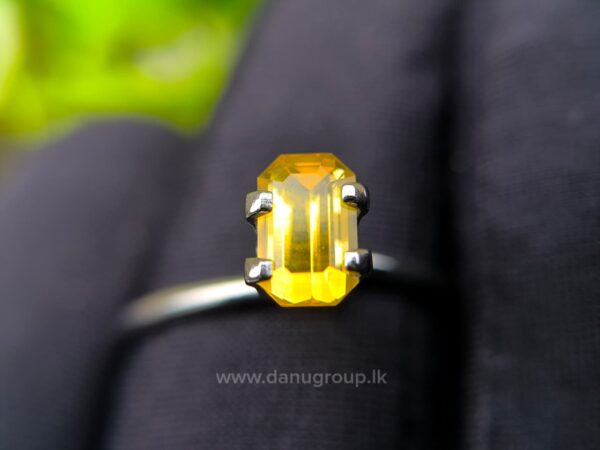 Ceylon Yellow Sapphire Octagon