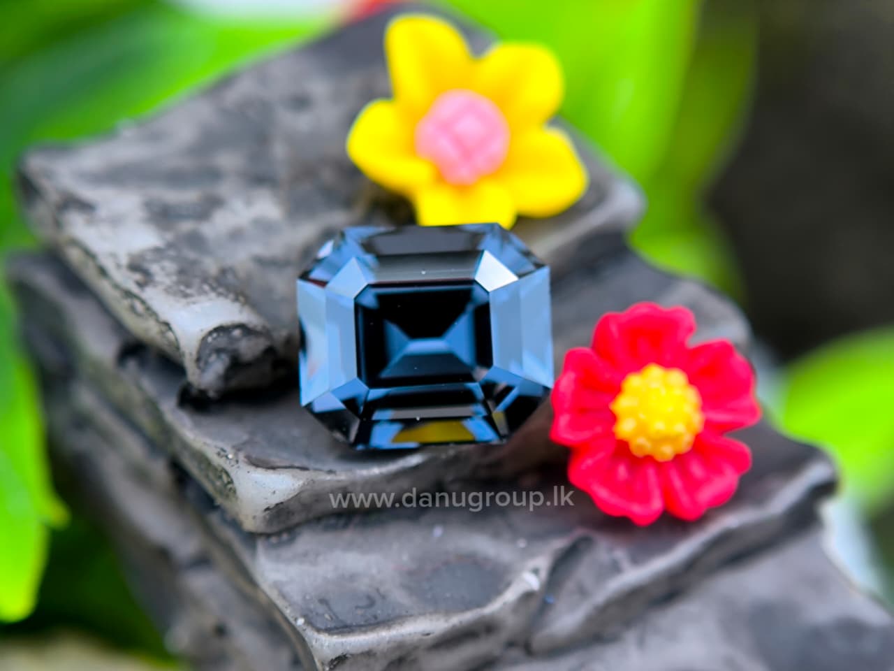 CEYLON NATURAL SPINEL - Image 11