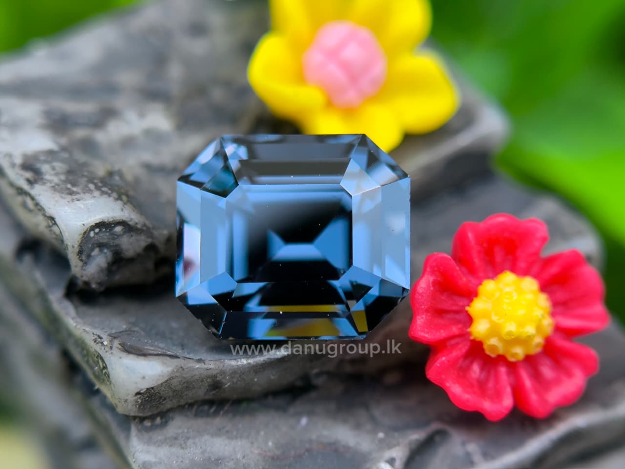 CEYLON NATURAL SPINEL - Image 12