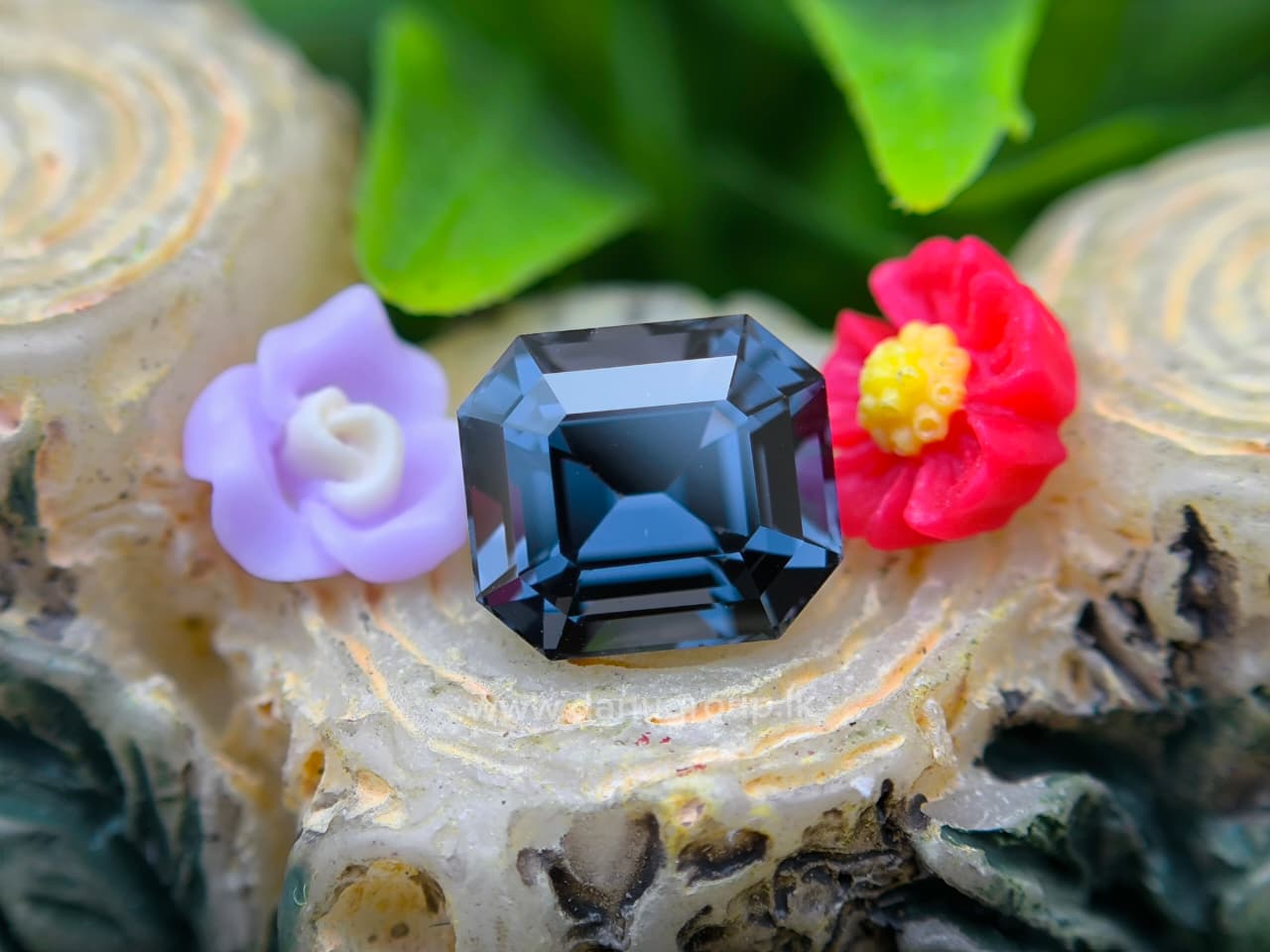 CEYLON NATURAL SPINEL - Image 13