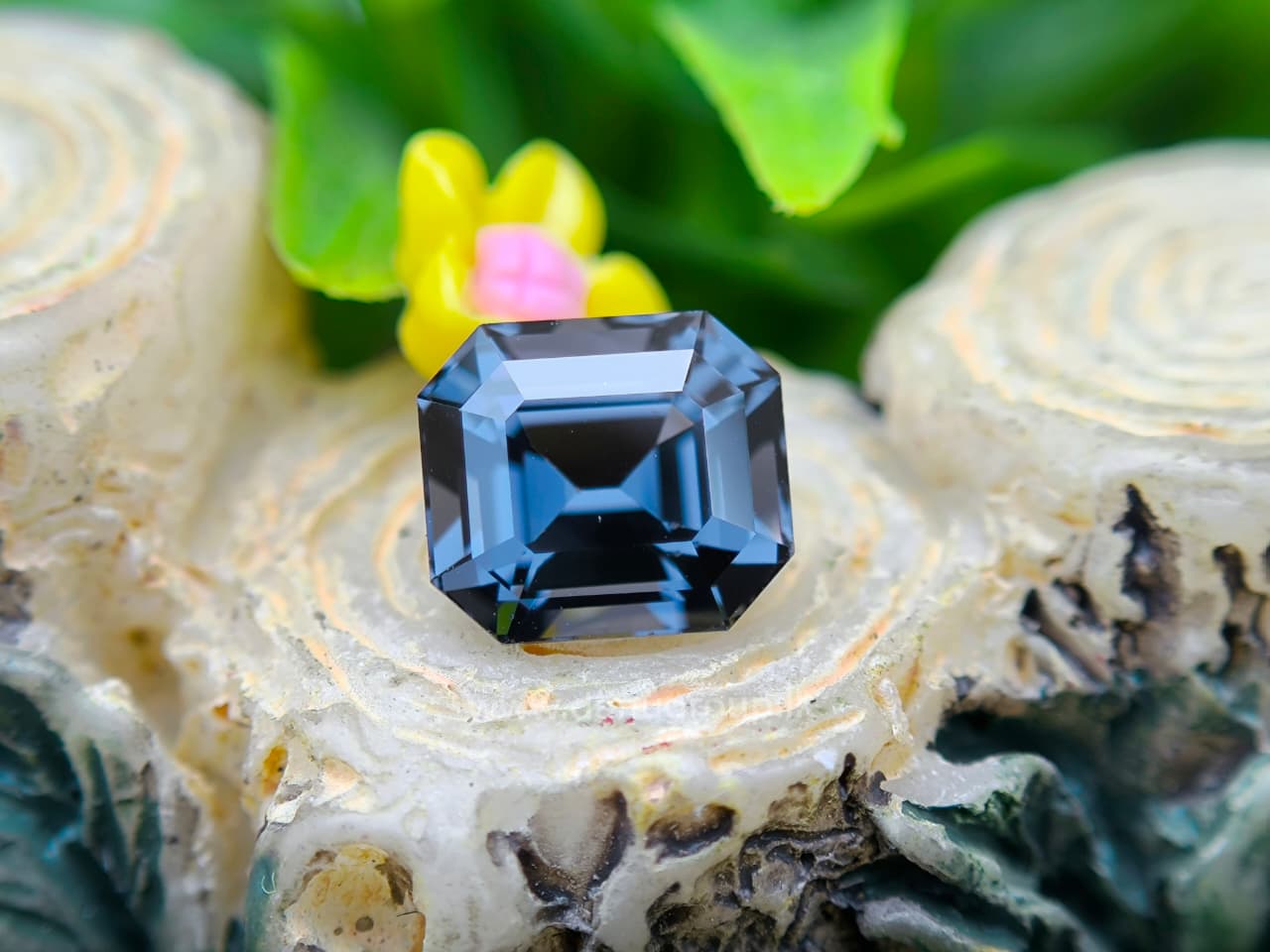 CEYLON NATURAL SPINEL - Image 16