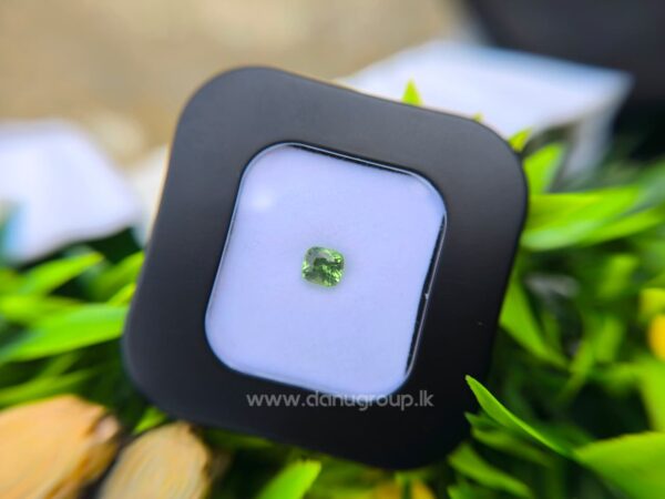 Natural Tsavorite Garnet